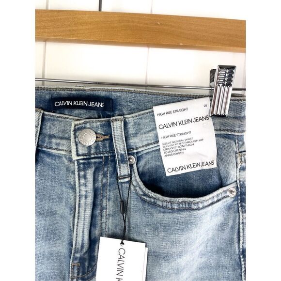 NWT Calvin Klein Jeans High Rise Straight Ankle Jean Size 25 - Picture 3 of 12